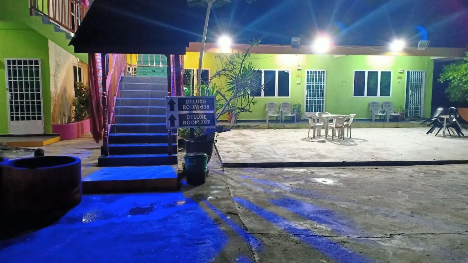 住宿加早餐酒店 Beach Front Paradise Chalet Teluk Bahang By Wan 峇都丁宜